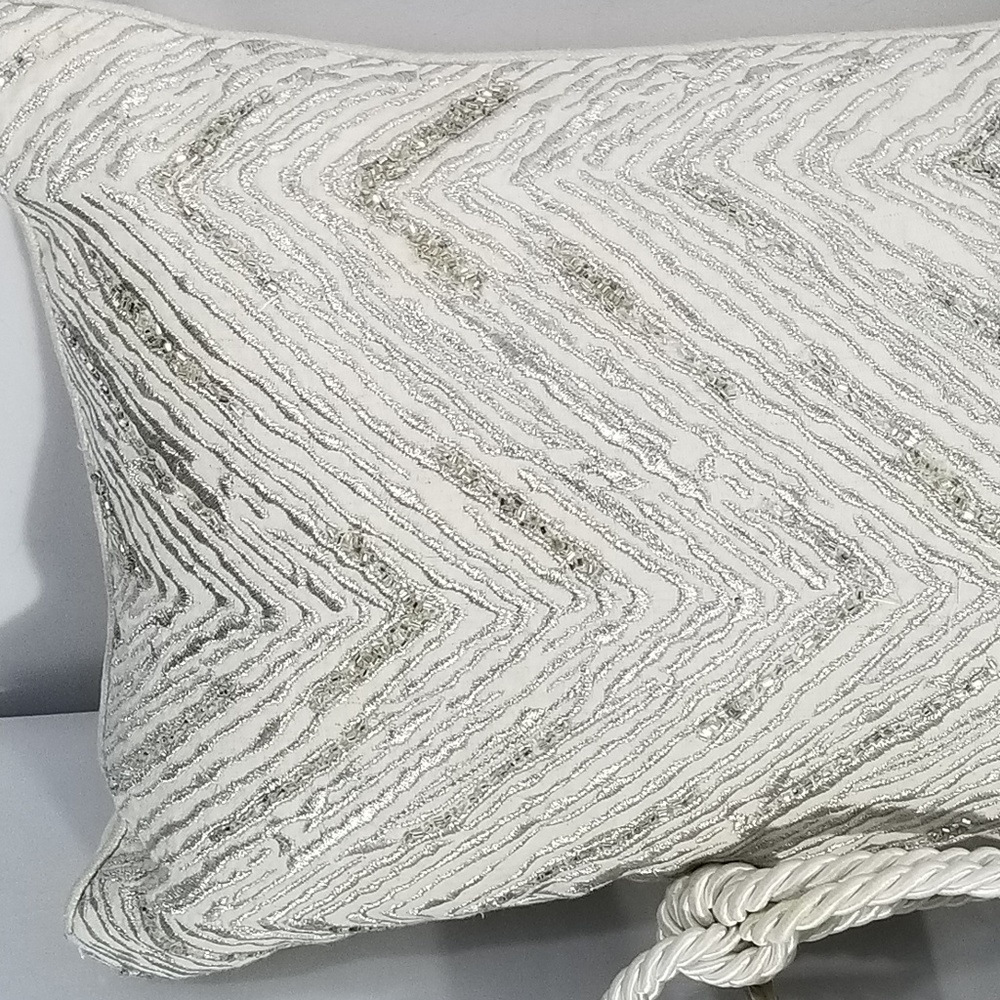 Pier 1 Cream w/Silver Beading & Thread Pillow EUC - Picture 2 of 8